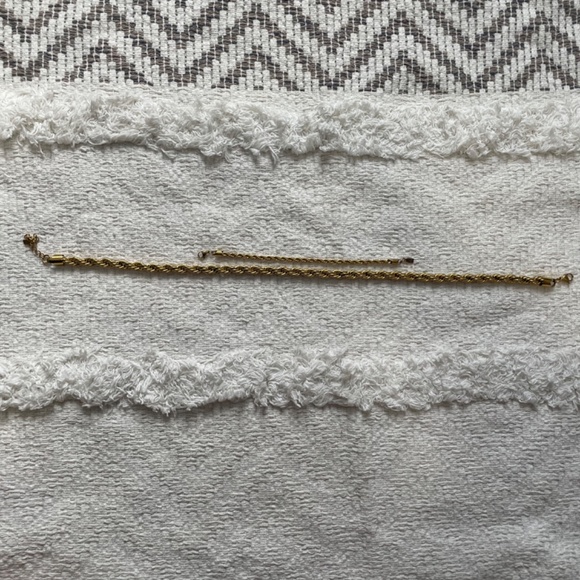 Gold rope twist necklace and matching bracelet - Picture 4 of 4